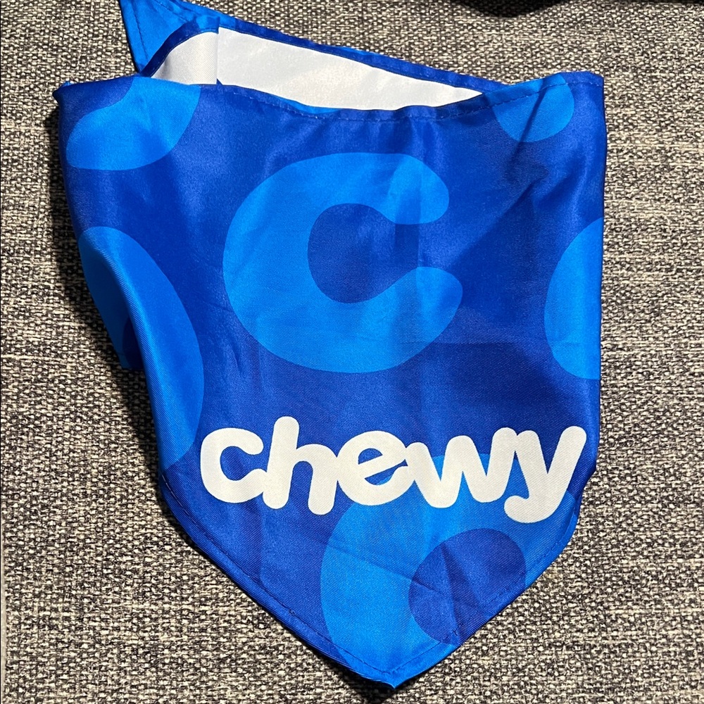 NWOT Chewy Dog Bandana